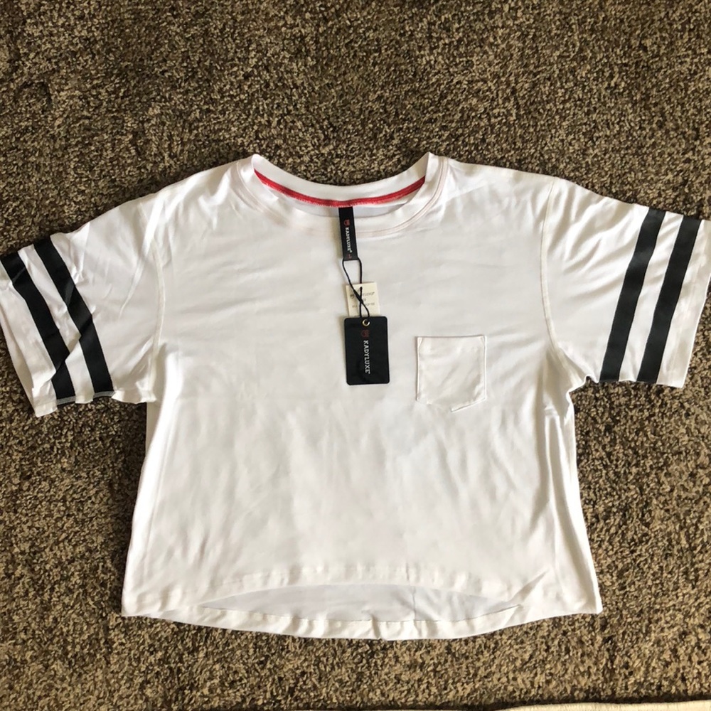 Kadyluxe Milky Silk Stripe Pocket Crop Tee - White